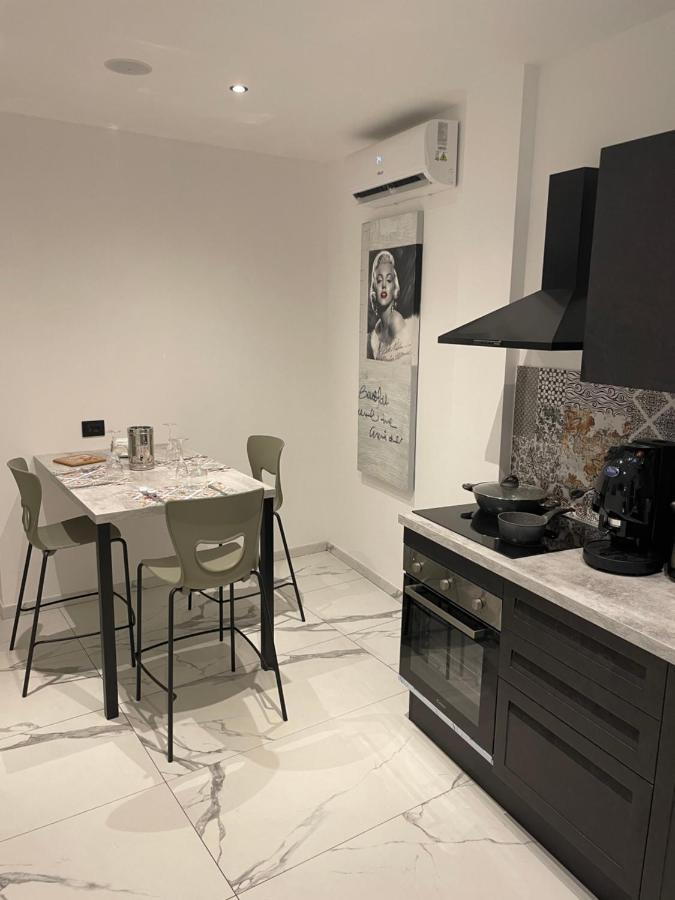 Donna Pina Ferienhaus Palermo