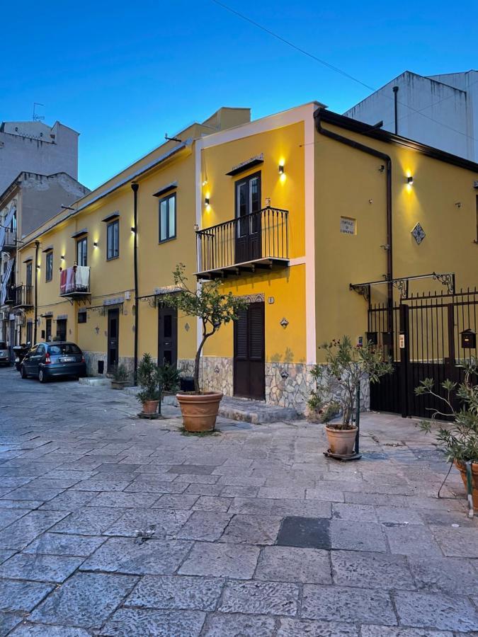 Donna Pina Ferienhaus Palermo